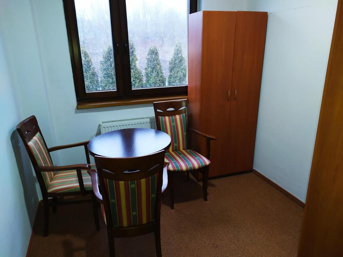 Gosciniec Czarci Mlyn Bed & Breakfast Będzin Eksteriør bilde