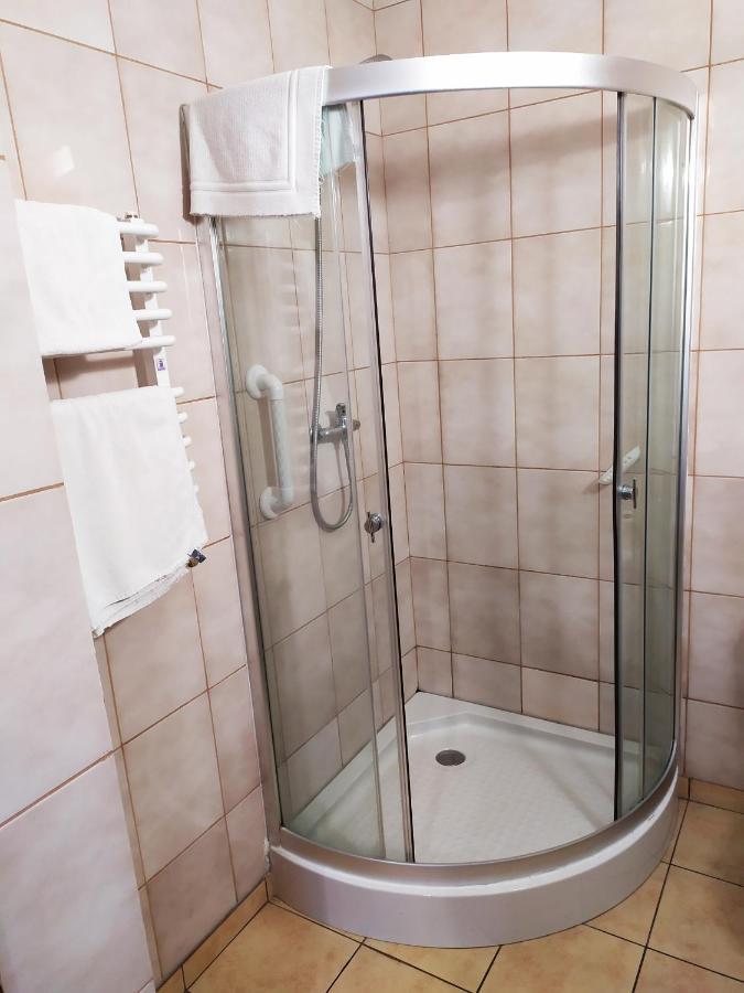 Gosciniec Czarci Mlyn Bed & Breakfast Będzin Eksteriør bilde