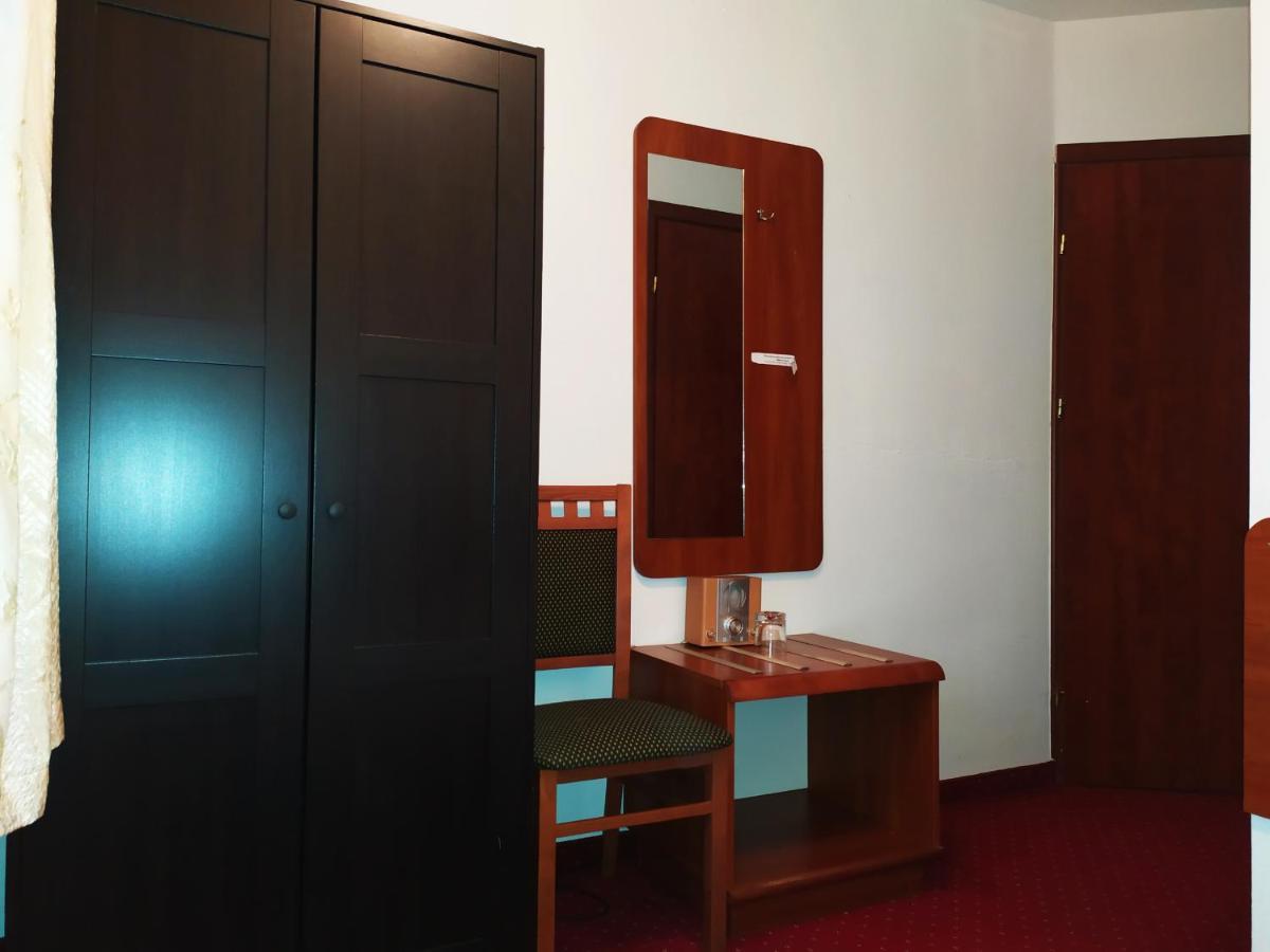 Gosciniec Czarci Mlyn Bed & Breakfast Będzin Eksteriør bilde